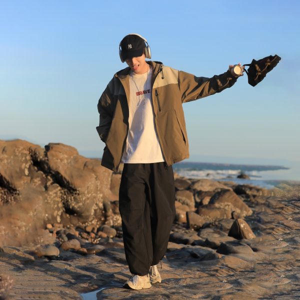 Outdoor Hooded Jacket on Sale - Image 4