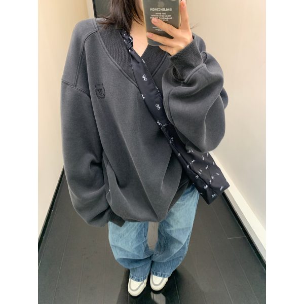 Oversized Heavy-Duty V-Neck Sweatshirt For Cheap - Image 2